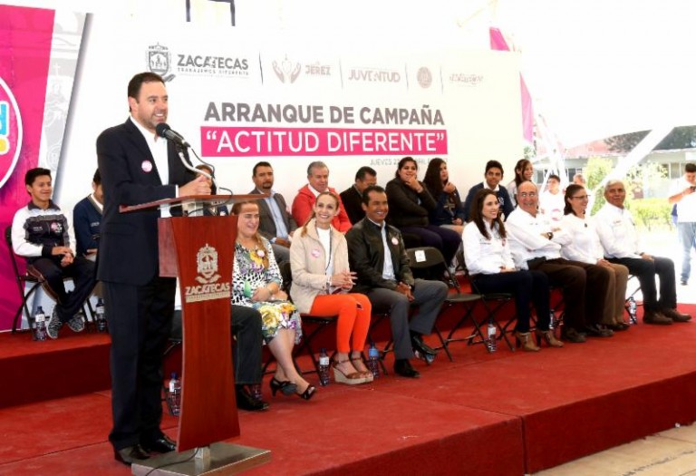 Gobernador lanza programa de atención a jóvenes para combatir adicciones, embarazos en adolescentes, violencia