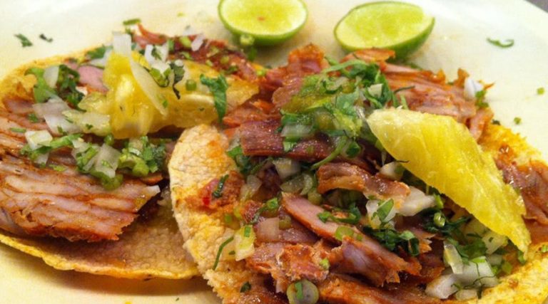 Ubica Taste Atlas a los tacos al pastor como la mejor comida del mundo