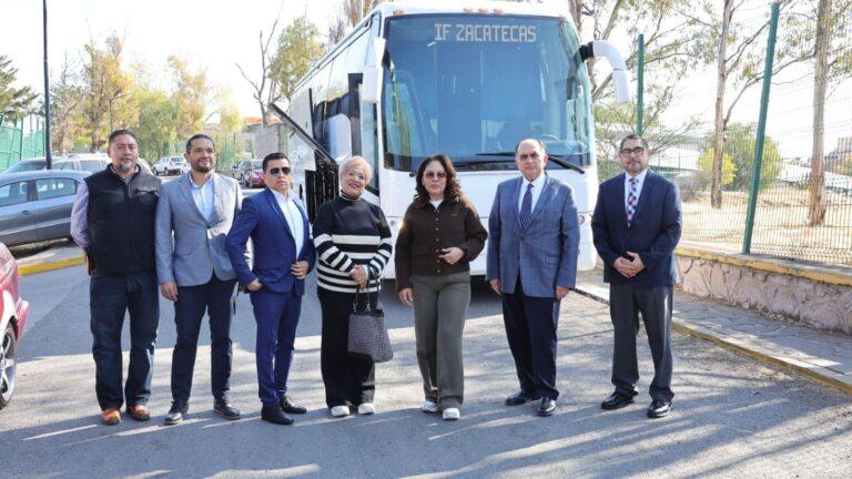 Entrega Omnibus de México autobús en comodato al SEDIF