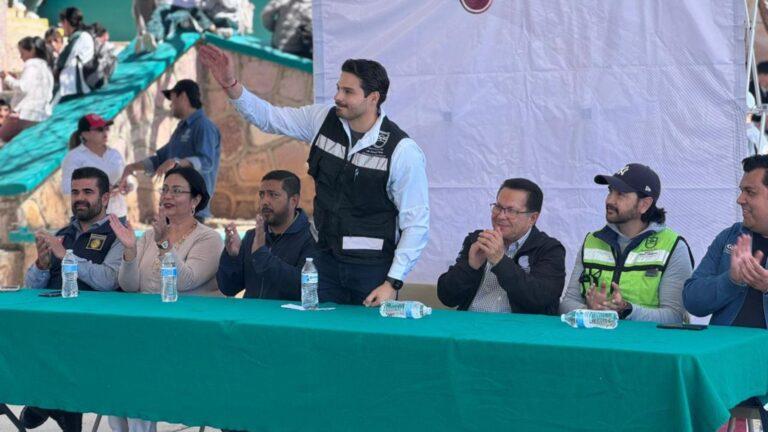 Juventud zacatecana transforma espacios en Jornada Tequios