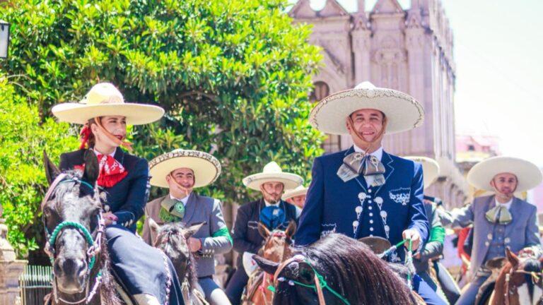 Carlos Puente lidera la gran cabalgata en Jerez