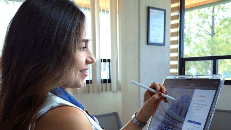 Utzac fortalece la educación con nueva biblioteca digital